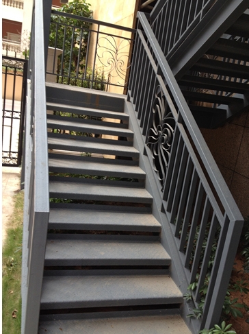 厂家分享北京铁艺楼梯配件有的作用和特点