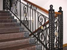 北京铁艺楼梯 